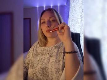 Tanysha-1 — Bongacams recorded stream image, 07.04.2025 03:50