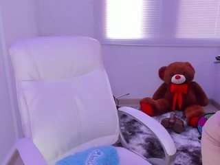 salommecruz — Camsoda recorded stream image, 07.04.2025 14:30