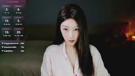 Lucky-baby — Stripchat recorded stream image, 07.04.2025 13:00