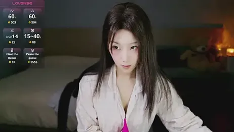 Lucky-baby — Stripchat recorded stream image, 07.04.2025 13:00