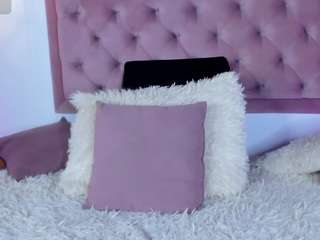 susan-zc — Camsoda recorded stream image, 07.04.2025 20:10