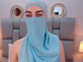 Aliah Manzur — Flirt4free recorded stream screenshot (08 Apr 2025)