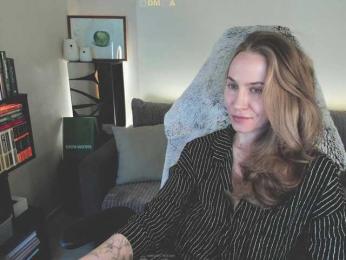 Adamova_Eva — Bongacams recorded stream screenshot (08 Apr 2025)