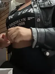 kim_monti — Stripchat recorded stream screenshot (05 Feb 2025)