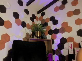 Lesly Bailey — Flirt4free recorded stream image, 08.04.2025 19:30