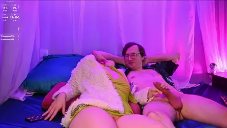 Claudia_and_elon_ — Stripchat recorded stream image, 08.04.2025 22:20