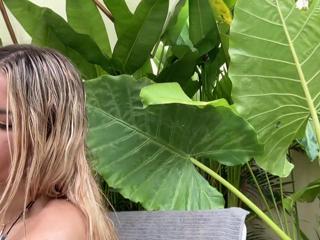 Anais A — Flirt4free recorded stream image, 09.04.2025 02:30