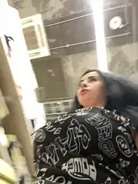 CrazzyChicks — Stripchat recorded stream image, 09.04.2025 05:50