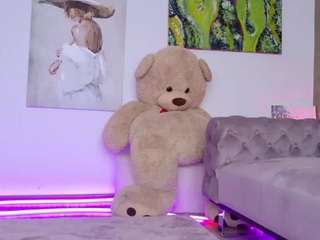 lenna-goddess — Camsoda recorded stream image, 09.04.2025 04:50