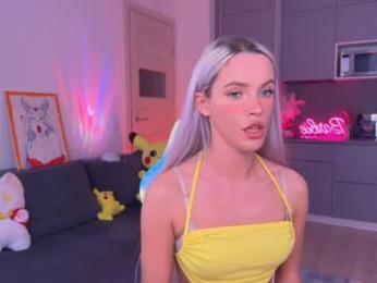 blush_mikki — Chaturbate recorded stream image, 09.04.2025 08:40