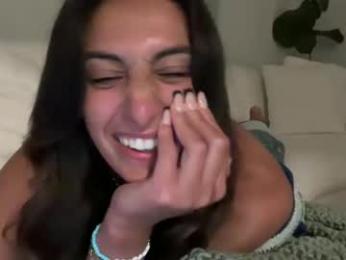 camiliakxoxo — Chaturbate recorded stream image, 10.04.2025 03:10