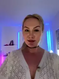 NastyMilf_ — Stripchat recorded stream screenshot (10 Apr 2025)