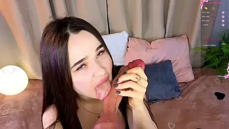 KateBleare — Stripchat recorded stream image, 11.04.2025 07:20