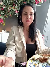 KimKelly13 — Stripchat recorded stream image, 11.04.2025 11:00