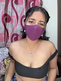 Dishasarmaa05 — Stripchat recorded stream image, 11.04.2025 15:40