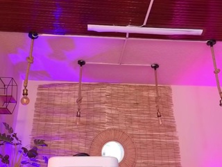 lady-brownn — Camsoda recorded stream image, 11.04.2025 11:40