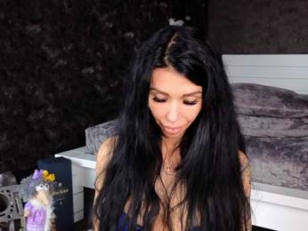 -BABAYAGA- — Bongacams recorded stream image, 11.04.2025 19:10