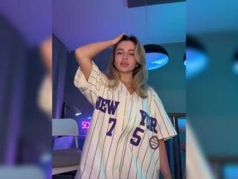 Nataliecroys — Bongacams recorded stream image, 11.04.2025 23:10