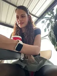 alana15 — Stripchat recorded stream image, 11.04.2025 21:10