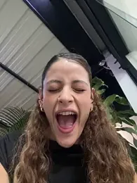 alana15 — Stripchat recorded stream image, 11.04.2025 21:10