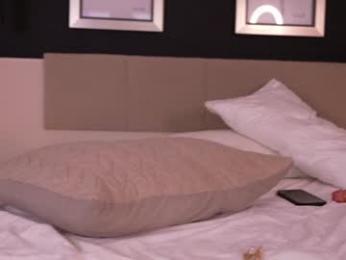 dovia — Chaturbate recorded stream image, 12.04.2025 05:40