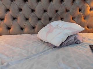 Sara Laurent — Flirt4free recorded stream image, 12.04.2025 13:10