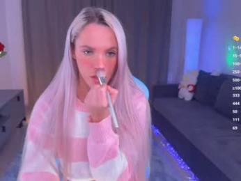 blush_mikki — Chaturbate recorded stream image, 13.04.2025 08:20