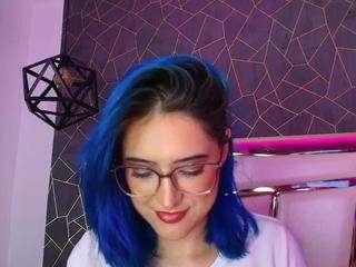 annieswan — Camsoda recorded stream image, 05.02.2025 14:00