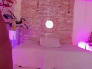 lady-brownn — Camsoda recorded stream image, 13.04.2025 12:00