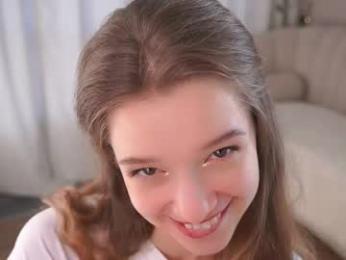 little_poetry — Chaturbate recorded stream image, 13.04.2025 13:40