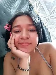 -VICKKY — Stripchat recorded stream image, 14.04.2025 13:40