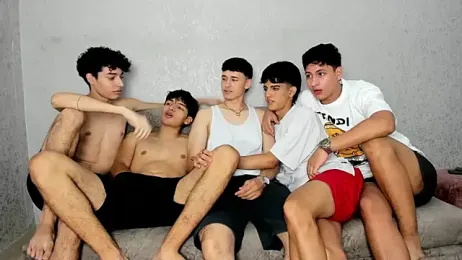 pelusos_mens — Stripchat recorded stream screenshot (14 Apr 2025)