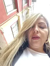 _Abril-Office1 — Stripchat recorded stream image, 05.02.2025 18:20
