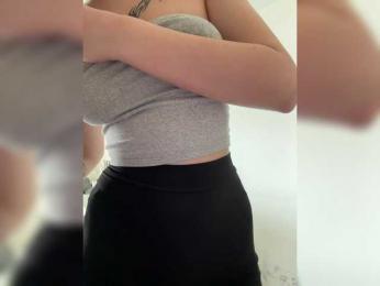 BabyDarii — Bongacams recorded stream image, 15.04.2025 11:10
