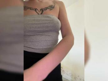BabyDarii — Bongacams recorded stream image, 15.04.2025 11:10