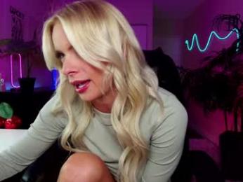 oliviaowens — Chaturbate recorded stream image, 16.04.2025 04:00