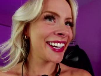 oliviaowens — Chaturbate recorded stream image, 16.04.2025 04:00