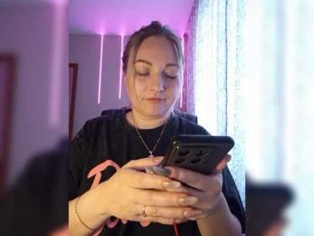 Tanysha-1 — Bongacams recorded stream image, 16.04.2025 08:30