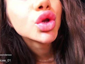 VanesaSimon — Bongacams recorded stream screenshot (16 Apr 2025)