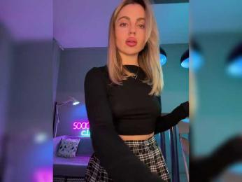 Nataliecroys — Bongacams recorded stream image, 16.04.2025 23:10