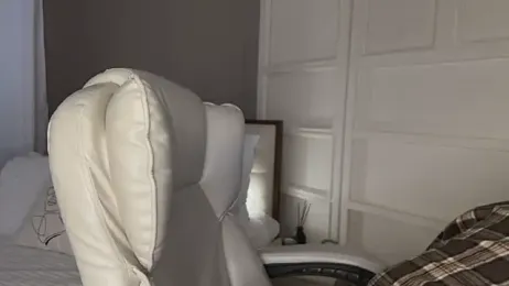 UrLillShy — Stripchat recorded stream image, 17.04.2025 01:20