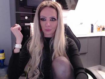 blondalina — Bongacams recorded stream image, 17.04.2025 07:00
