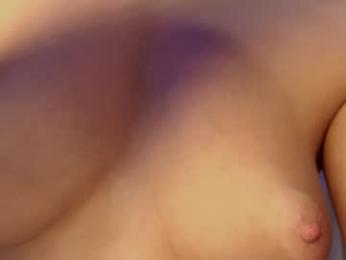 hollyextra — Chaturbate recorded stream image, 17.04.2025 17:10