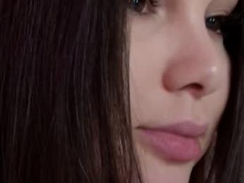 hollyextra — Chaturbate recorded stream image, 17.04.2025 17:10