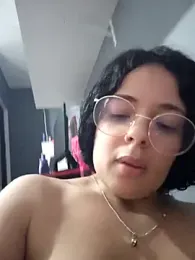 NinaSweet2 — Stripchat recorded stream image, 18.04.2025 04:10
