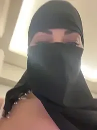 Amberonee31 — Stripchat recorded stream screenshot (18 Apr 2025)