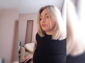 Tanysha-1 — Bongacams recorded stream image, 19.04.2025 04:40