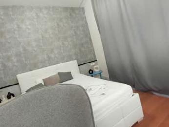 ehotlovea — Chaturbate recorded stream screenshot (21 Apr 2025)