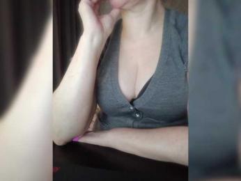 Veronika_Gold — Bongacams recorded stream image, 06.02.2025 00:40