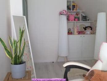 brilliantvictoria — Chaturbate recorded stream image, 21.04.2025 09:00